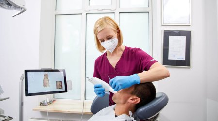 rd-sf_0001_RoyalDent 147